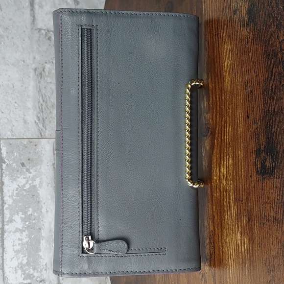 Michael Rome Designs Leather Tri-Fold Wallet - Picture 2 of 10